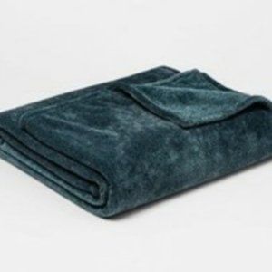 Threshold Microplush Blanket